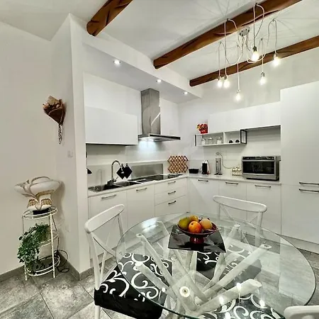 Luxury Centre, Cagliari, Sardegna By Home&experience Hébergement de vacances *